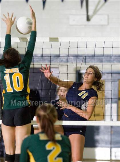 Thumbnail 1 in Hilmar @ Central Catholic photogallery.