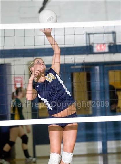 Thumbnail 2 in Hilmar @ Central Catholic photogallery.