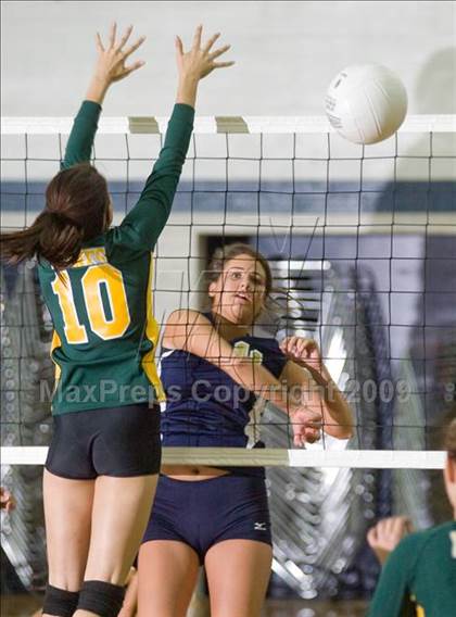 Thumbnail 2 in Hilmar @ Central Catholic photogallery.