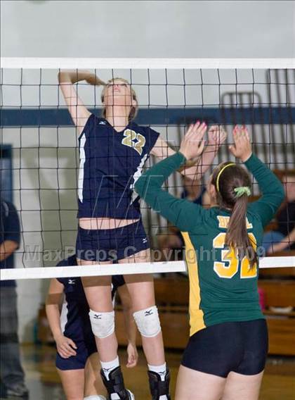 Thumbnail 2 in Hilmar @ Central Catholic photogallery.