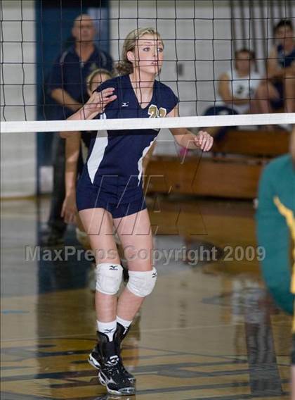 Thumbnail 3 in Hilmar @ Central Catholic photogallery.