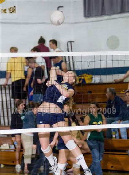 Thumbnail 2 in Hilmar @ Central Catholic photogallery.