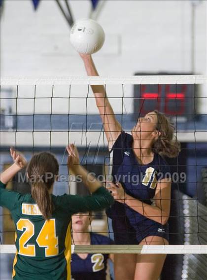 Thumbnail 1 in Hilmar @ Central Catholic photogallery.