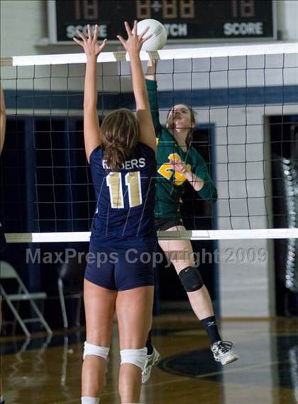 Thumbnail 2 in Hilmar @ Central Catholic photogallery.