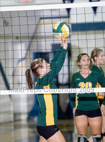 Thumbnail 3 in Hilmar @ Central Catholic photogallery.