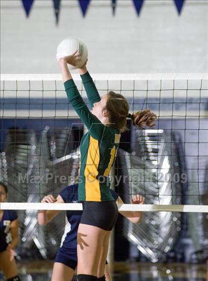 Thumbnail 3 in Hilmar @ Central Catholic photogallery.