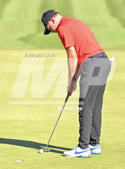 Thumbnail 3 in AIA D-II Finals photogallery.