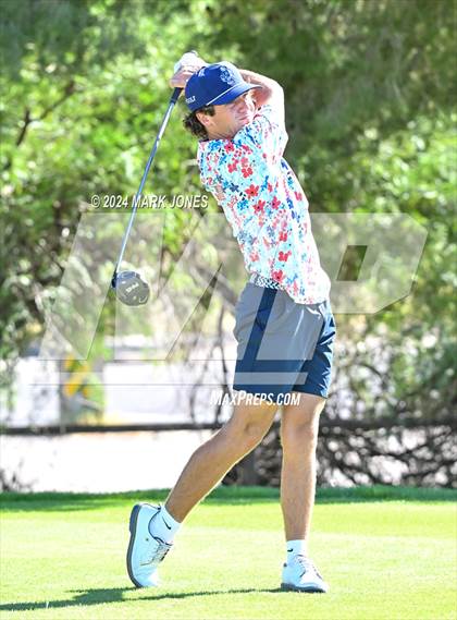 Thumbnail 1 in AIA D-II Finals photogallery.