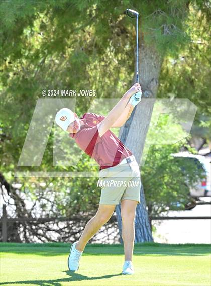 Thumbnail 3 in AIA D-II Finals photogallery.