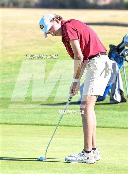 Thumbnail 1 in AIA D-II Finals photogallery.