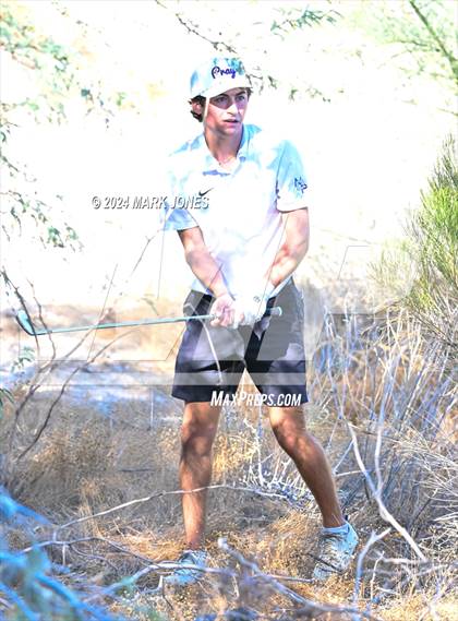 Thumbnail 1 in AIA D-II Finals photogallery.