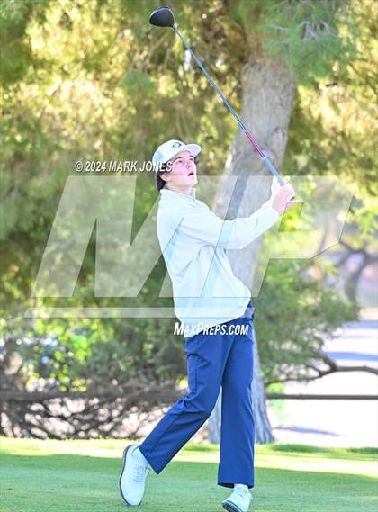 Thumbnail 2 in AIA D-II Finals photogallery.