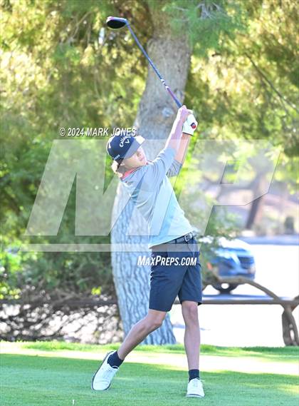 Thumbnail 3 in AIA D-II Finals photogallery.