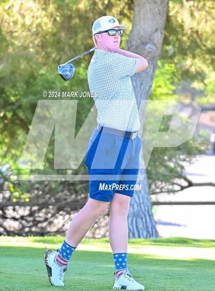 Thumbnail 3 in AIA D-II Finals photogallery.