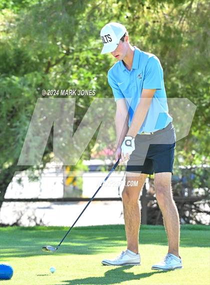 Thumbnail 3 in AIA D-II Finals photogallery.