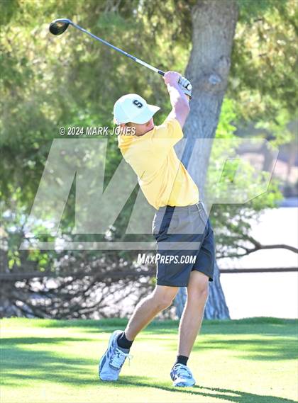 Thumbnail 3 in AIA D-II Finals photogallery.