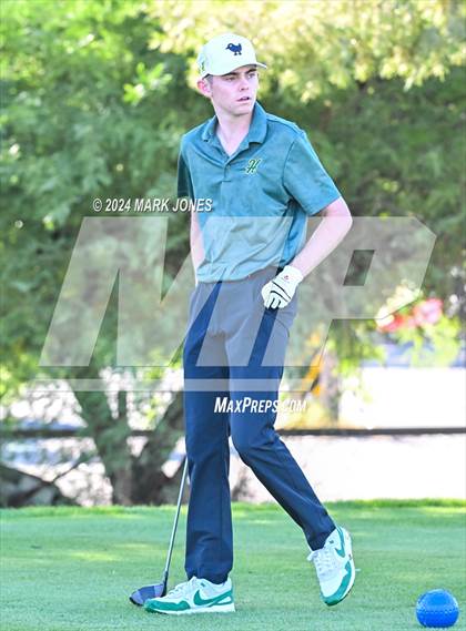 Thumbnail 2 in AIA D-II Finals photogallery.