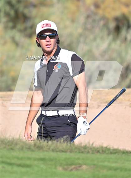 Thumbnail 3 in AIA D-II Finals photogallery.