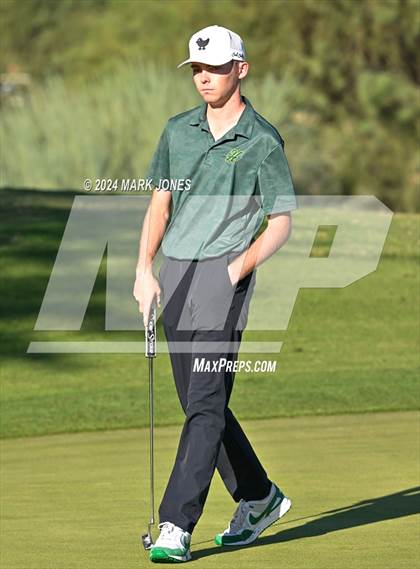 Thumbnail 1 in AIA D-II Finals photogallery.