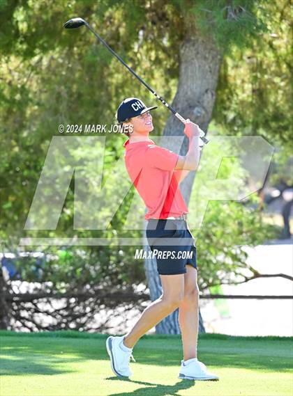 Thumbnail 1 in AIA D-II Finals photogallery.