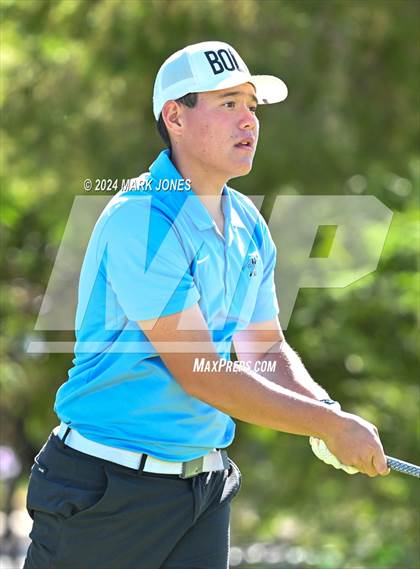 Thumbnail 2 in AIA D-II Finals photogallery.