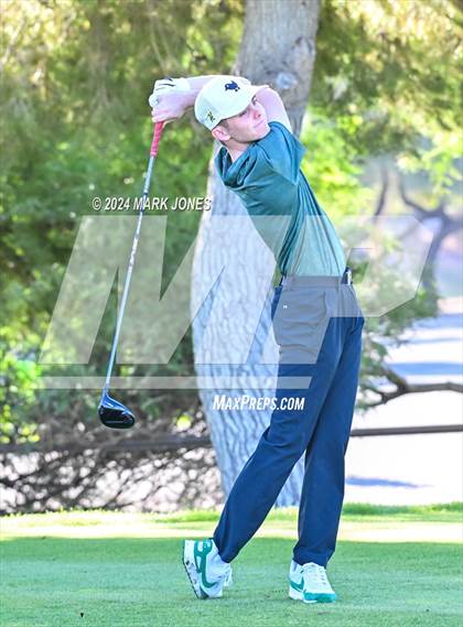 Thumbnail 3 in AIA D-II Finals photogallery.