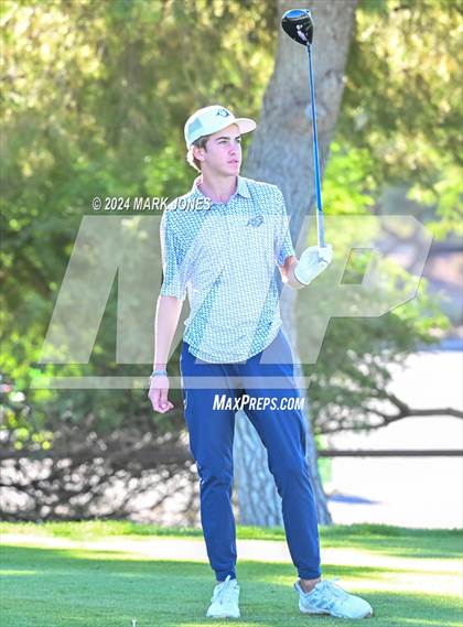 Thumbnail 1 in AIA D-II Finals photogallery.