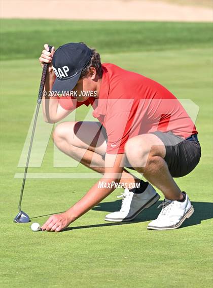 Thumbnail 3 in AIA D-II Finals photogallery.