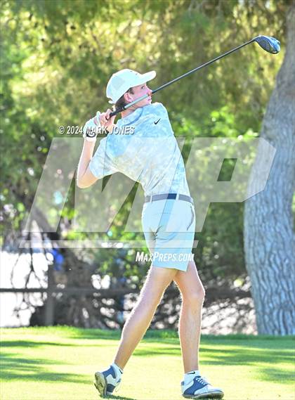 Thumbnail 1 in AIA D-II Finals photogallery.