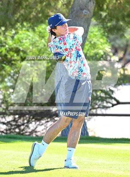 Thumbnail 2 in AIA D-II Finals photogallery.