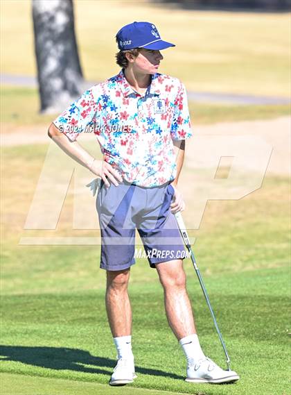 Thumbnail 2 in AIA D-II Finals photogallery.