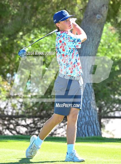 Thumbnail 3 in AIA D-II Finals photogallery.