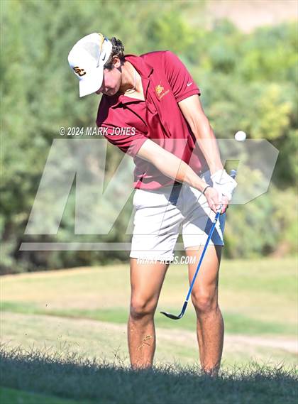 Thumbnail 3 in AIA D-II Finals photogallery.