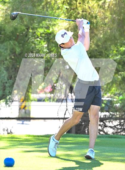 Thumbnail 2 in AIA D-II Finals photogallery.