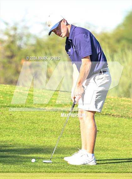 Thumbnail 1 in AIA D-II Finals photogallery.