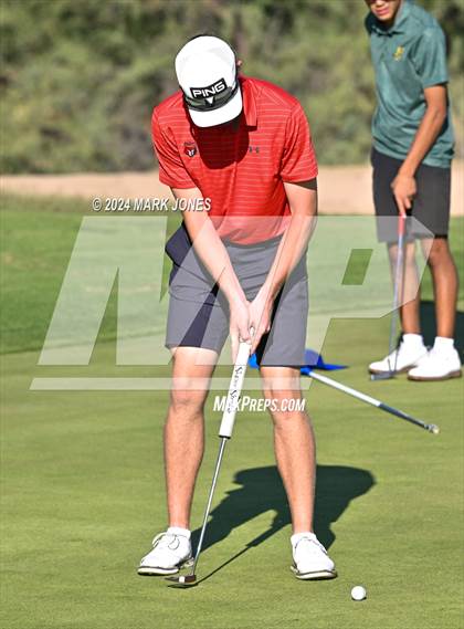 Thumbnail 3 in AIA D-II Finals photogallery.