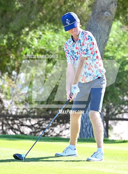 Thumbnail 1 in AIA D-II Finals photogallery.