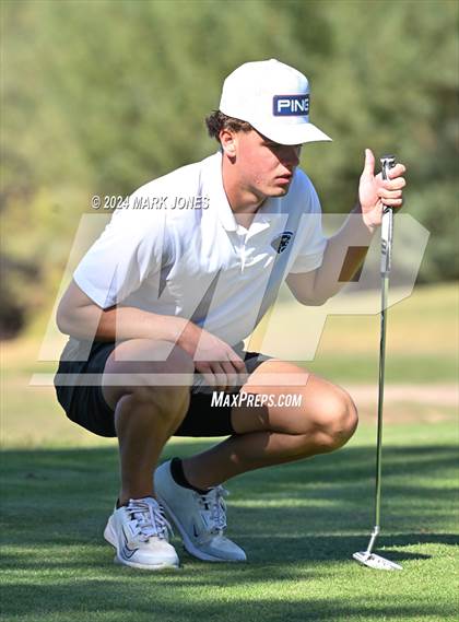 Thumbnail 3 in AIA D-II Finals photogallery.