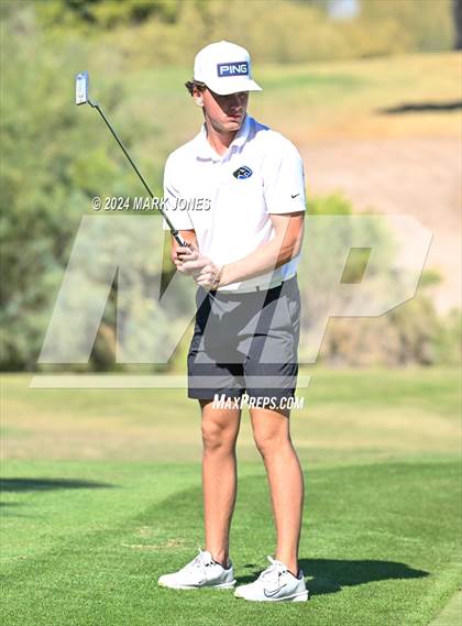 Thumbnail 2 in AIA D-II Finals photogallery.