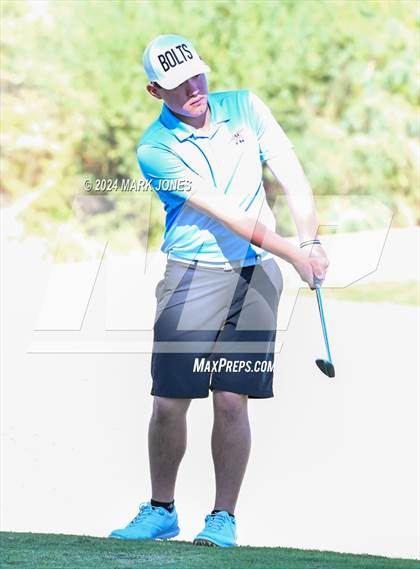 Thumbnail 3 in AIA D-II Finals photogallery.