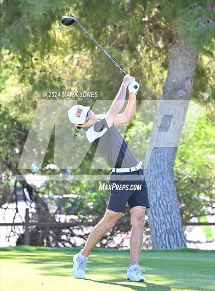 Thumbnail 2 in AIA D-II Finals photogallery.