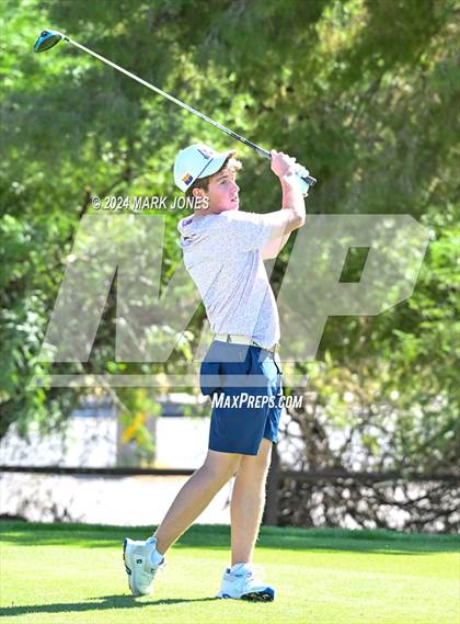 Thumbnail 2 in AIA D-II Finals photogallery.