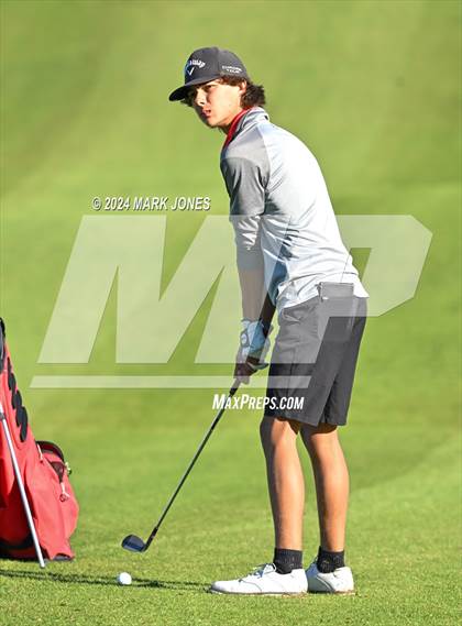 Thumbnail 1 in AIA D-II Finals photogallery.