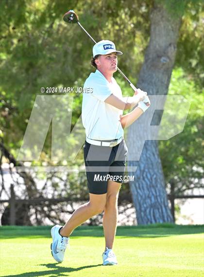 Thumbnail 2 in AIA D-II Finals photogallery.