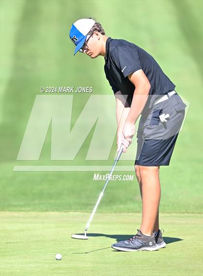 Thumbnail 1 in AIA D-II Finals photogallery.