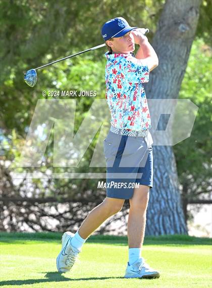 Thumbnail 2 in AIA D-II Finals photogallery.