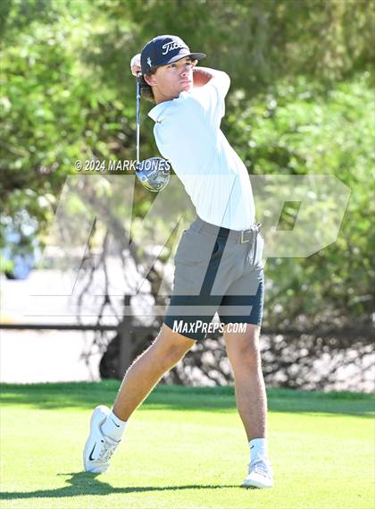 Thumbnail 1 in AIA D-II Finals photogallery.