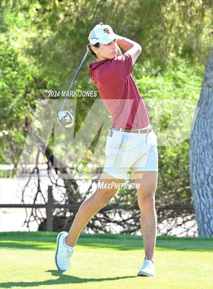 Thumbnail 3 in AIA D-II Finals photogallery.