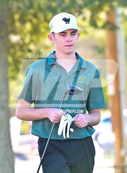 Thumbnail 1 in AIA D-II Finals photogallery.