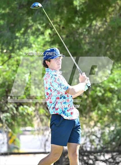 Thumbnail 1 in AIA D-II Finals photogallery.